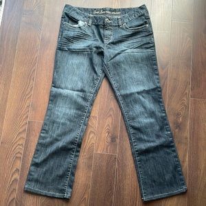 Feel Free to contact me to ask questions or offers.